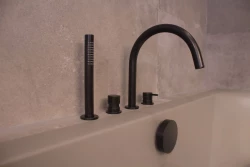Waterevolution Flow Rubinetto per vasca da bagno a 4 fori per montaggio sul bordo vasca Nero T138PR