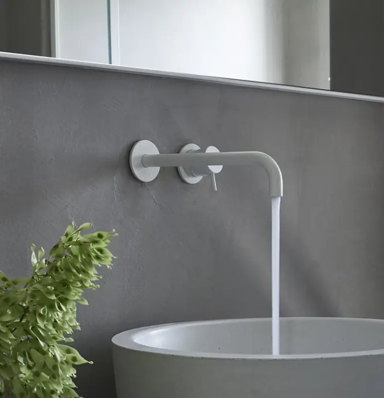 Rubinetto lavabo da incasso Watervolution Flow bianco opaco con bocca 21 cm T116BBR-21