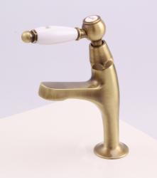 Rubinetto classico da lavabo PB con maniglia bianca, acqua fredda, modello piccolo, bronzo 1208854902