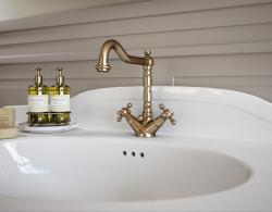 PB Rubinetto classico per lavabo con manopole a stella e beccuccio 18,5 cm Bronzo 1208854962