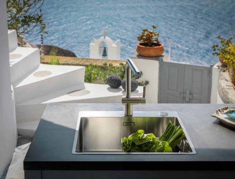 Franke Atlas Neo Rubinetto da cucina in acciaio inossidabile massiccio con beccuccio girevole 115.0521.435