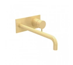 Rubinetto da lavabo da incasso Watervolution Flow con placca di copertura PVD Light Gold con bocca di erogazione 25 cm T1161WGE-25