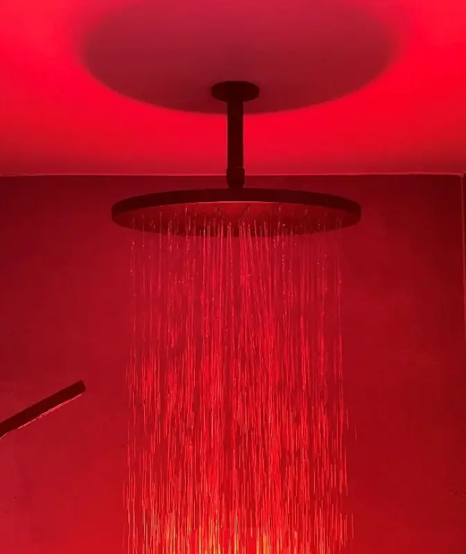 Doccia a soffitto Eco Air con risparmio idrico SB Rubinetterie, testa doccia da 30 cm in metallo nero opaco 1208946745.