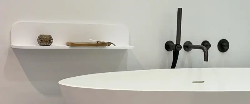 Solid-S Planchet Cestino da doccia in solid surface bianco opaco, 120x12 cm, con sistema di fissaggio a scomparsa 1208953449