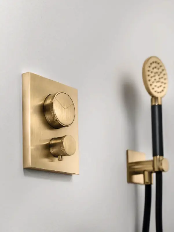 Set doccia a mano SB Rubinetterie Universale con tubo e gancio per appendere in ottone spazzolato dorato PVD 1208953551.