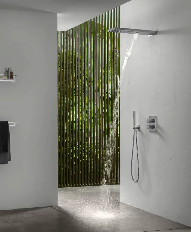 SB 316 Set doccia a mano quadrata con tubo e gancio di sospensione in acciaio inossidabile