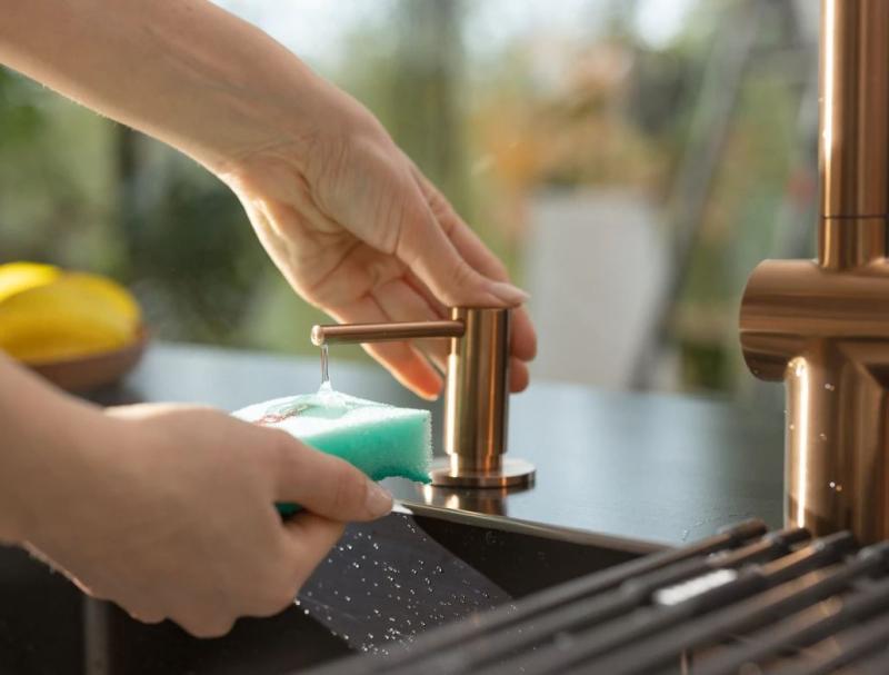 Franke Atlas Distributore di sapone da incasso in rame PVD 112.0717.104