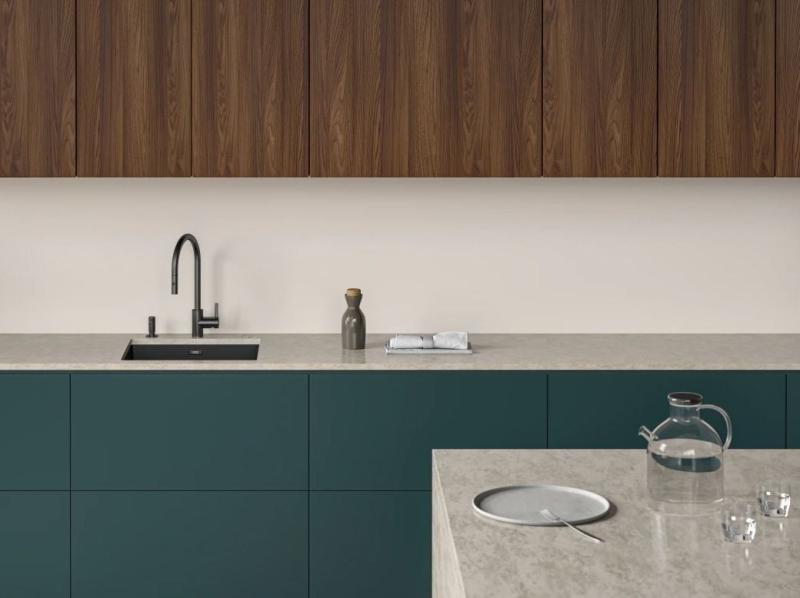 Franke Rubinetto da cucina Eos Neo con beccuccio estraibile a spruzzo nero spazzolato 115.0613.671