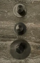 SB 316 AESTHETICS Round Miscelatore termostatico ad incasso con 2 uscite / 2 x rubinetti d'arresto PVD gun metal spazzolato 1208954945