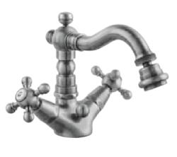 Rubinetto bidet classico PB con beccuccio da 145 mm in bronzo.