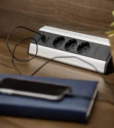 Indux Corner Presa da cucina angolare con 3 spine e messa a terra e 2 caricabatterie USB 1208957431