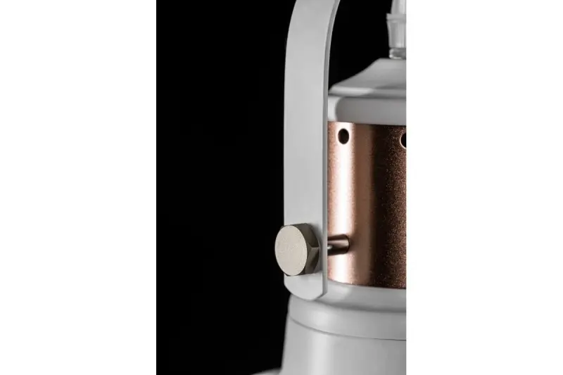 Decor Noor elegante lampadario bianco con elemento in rame 6934