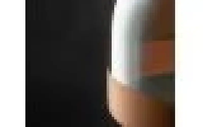 Decor Lati lampada a sospensione cilindrica di colore ambra in vetro con diametro di 23,5 cm 7146