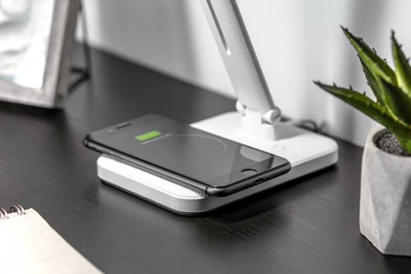 Decor Lampada da scrivania a LED IZUKA 6W 400lm AC220-240V 50/60Hz CCT caricatore induttivo bianco. 1208962496