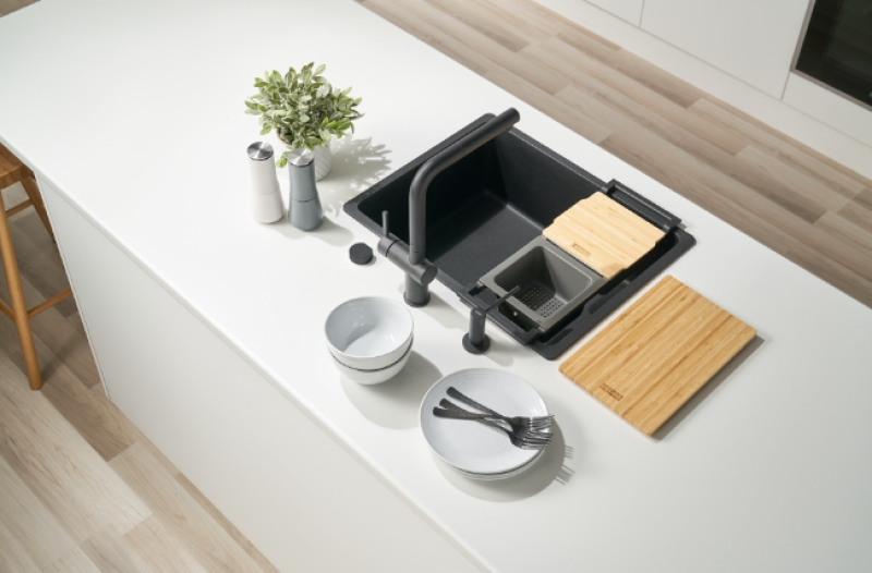 Franke Accessorio Universale All-In Set 2 - Tagliere, Vaschetta in Plastica, Contenitore in Plastica e Ponte Telescopico 112.0655.482