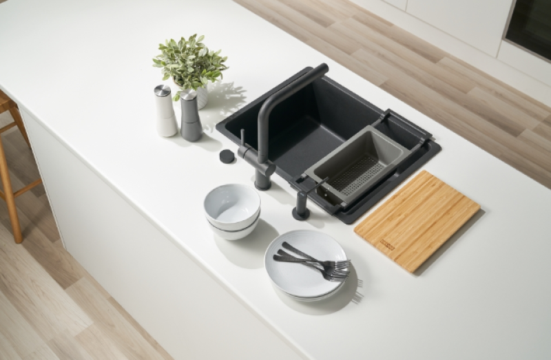 Franke Accessorio Universale All-In Set 1 - Tagliere, Vaschetta in Plastica e Ponte Telescopico 112.0655.481