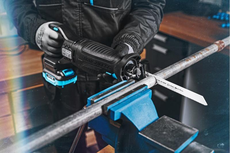 HÖGERT set met accu-reciprozaag, 18V, borstelloos, accu, oplader, accessoires