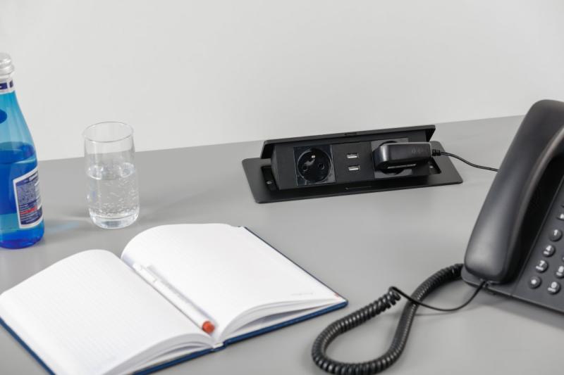 Cavo di prolunga da scrivania SOFT 2 prese con messa a terra, USB 2.1A, cavo di alimentazione con spina, nero