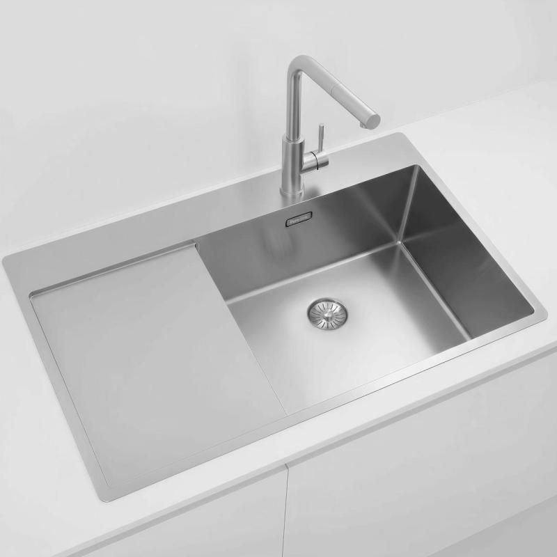 Pure.Sink Exclusivo lavello in acciaio inossidabile con zona di scolamento 86x52 cm Tapwing a destra PEX5086RT-02