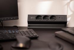 Presa per mobili BASCO, 3xSHUKO, USB A+C, cavo 1,5 m, nero