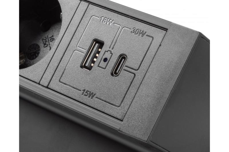 Presa per mobili BASCO, 3xSHUKO, USB A+C, cavo 1,5 m, nero