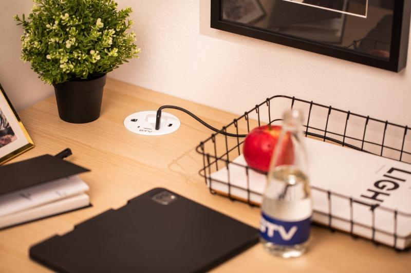 Presa da mobili RONDO, 1xSHUKO, 1xUSB-A, 2xUSB-C, HDMI, cavo RJ45 1,5 m, bianca