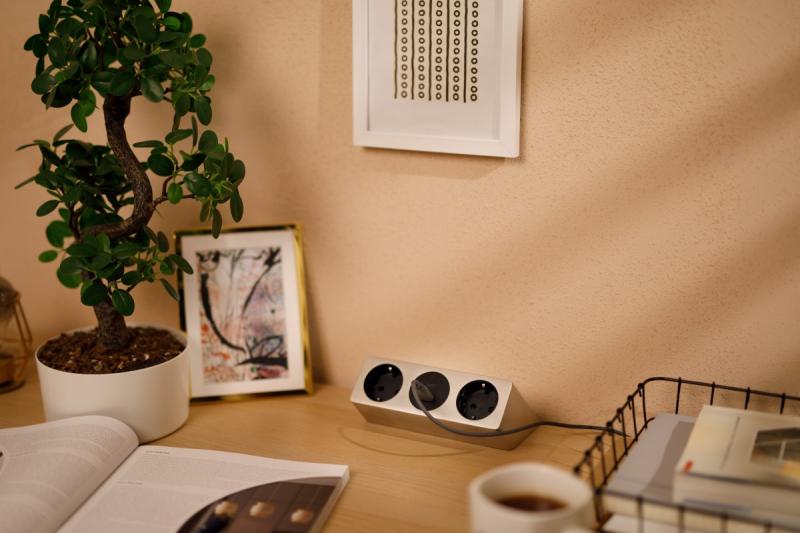 Presa per mobili SOFITO, 2xSCHUKO, USB A+C, cavo 1,5 m, acciaio inossidabile