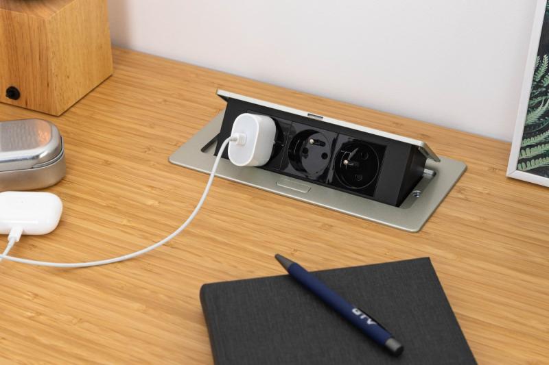 SOFT presa di corrente estraibile, cavo di alimentazione 1,5m